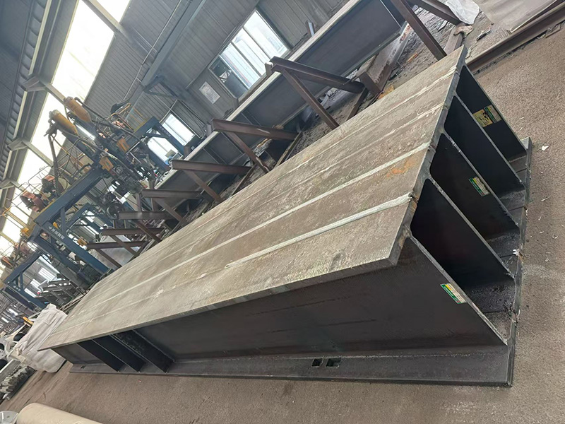 焊接型鋼鋼構(gòu)加工